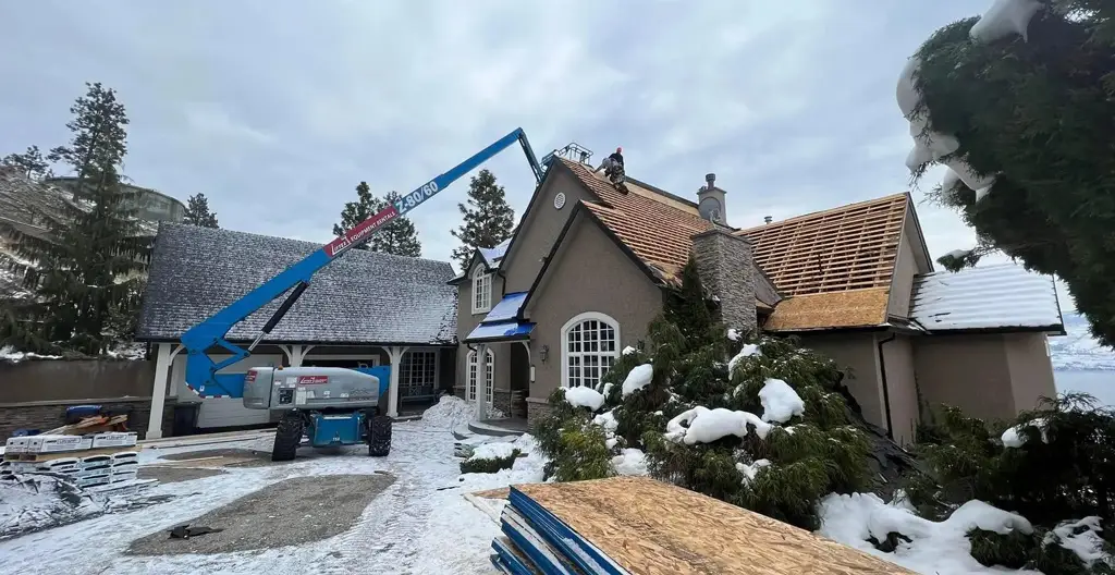 Roofing in Lake Country BC | Gentlemens Roofing